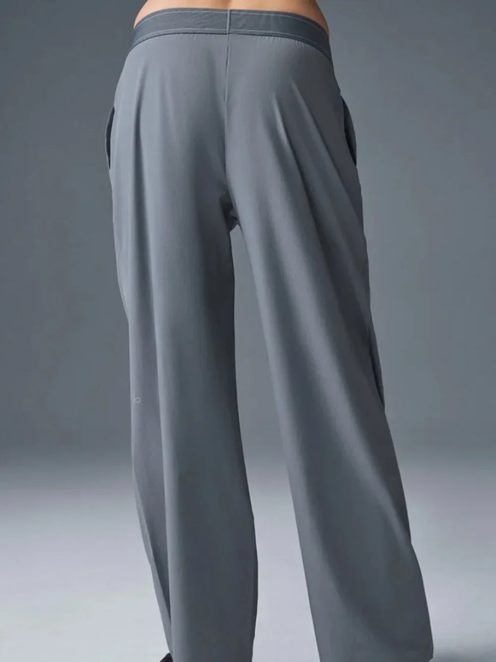 NWT ALO Yoga Suit Up Trouser Steel Grey (Regular)😍 - Picture 7 of 8
